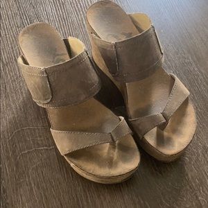 OTBT wedge sandals